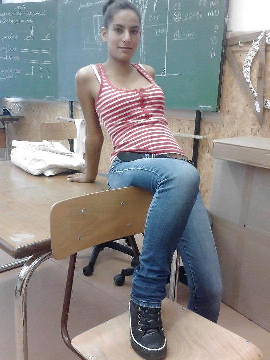 25P Hungarian girls, women (not nude) 01