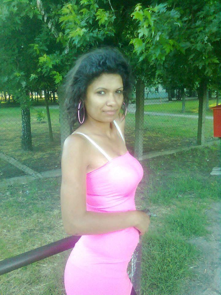 25P Hungarian girls, women (not nude) 01