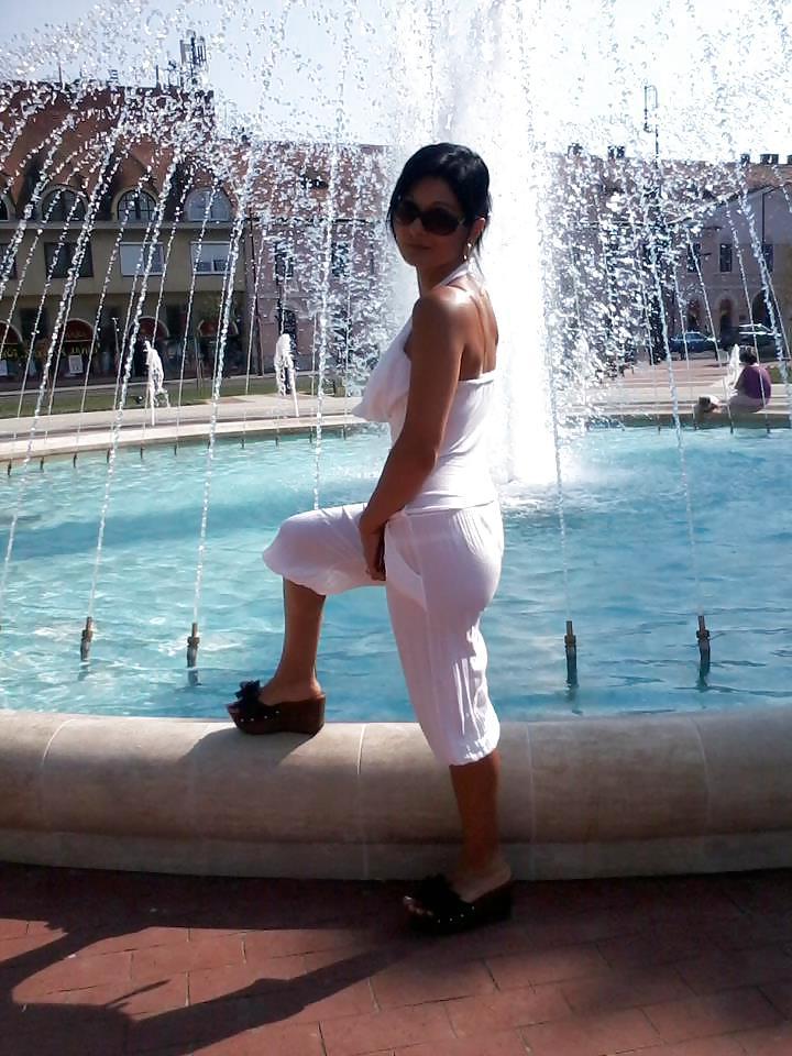 25P Hungarian girls, women (not nude) 01