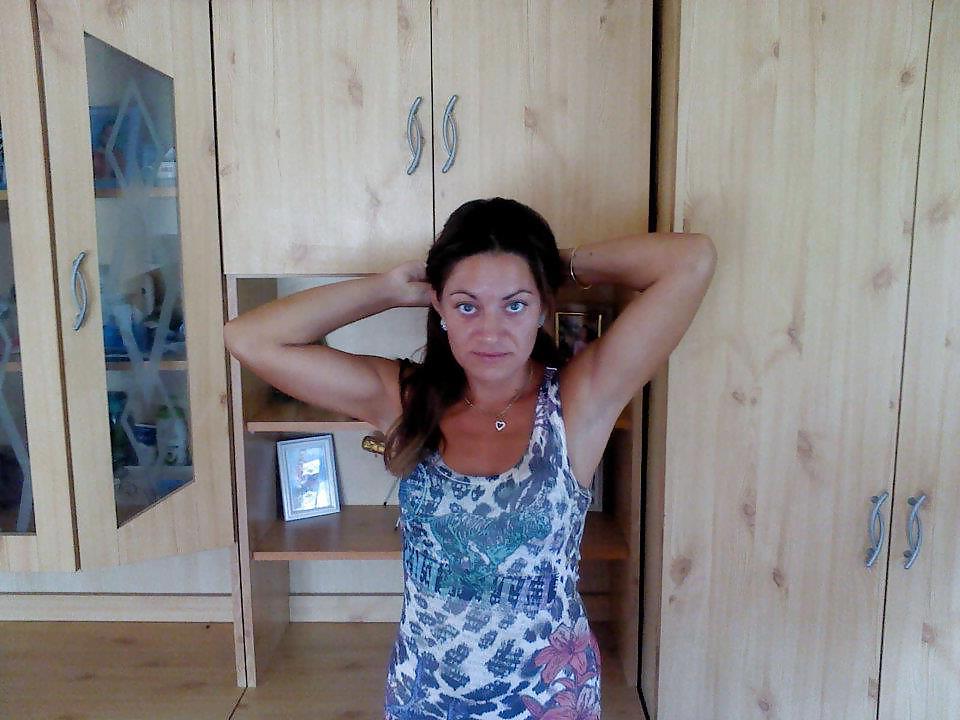 25P Hungarian girls, women (not nude) 01