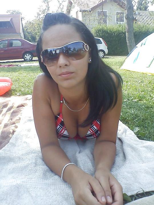 25P Hungarian girls, women (not nude) 01