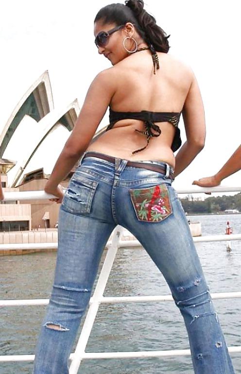 12P HOT Indian Actresses