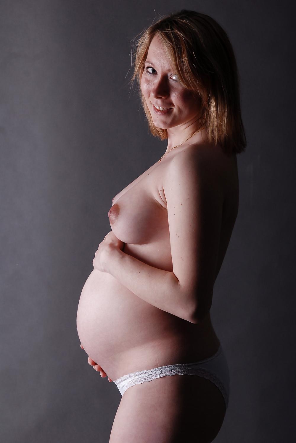 25P Pregnant Tits 17 (by Rodi)