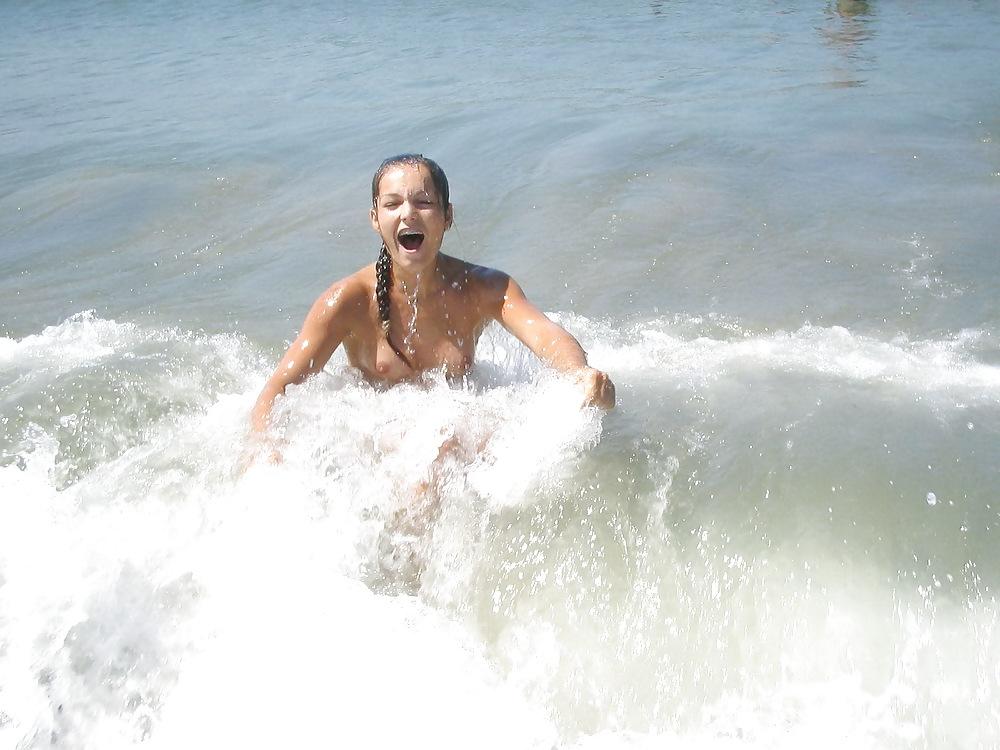 25P From the Moshe Files: Lazy Hazy Crazy Days Of Summer