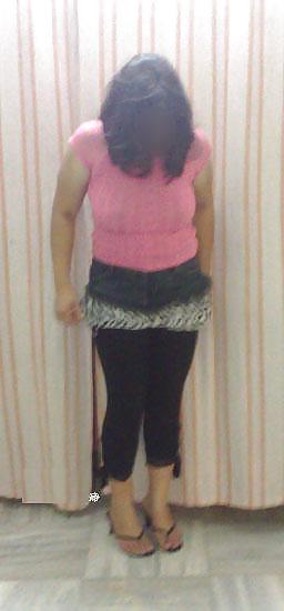 25P AN Indian Aunt Exposing Her Great Assets Nice Pics