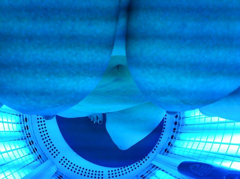 7P Had a stand up sunbed n played with my pussy too