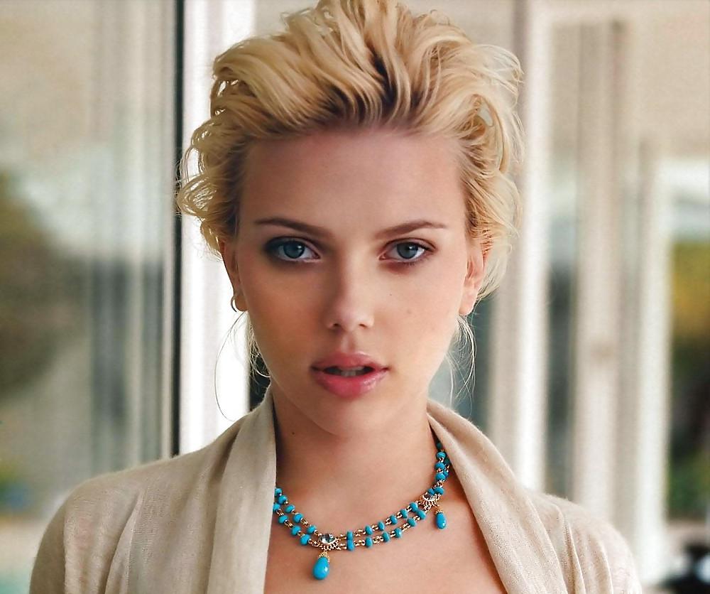 25P An american girl called Scarlett J.