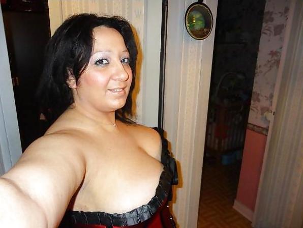24P Arab Beurette Soria coquine de Sarcelles