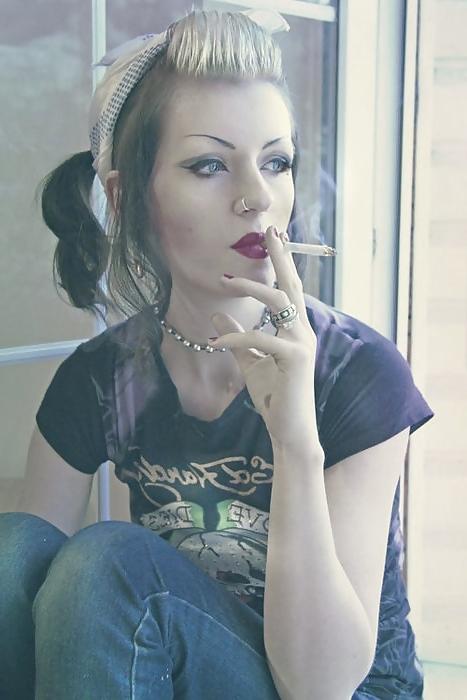 25P Smoking Sexy 4