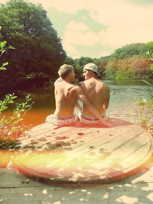 25P Gay Friends And Lovers