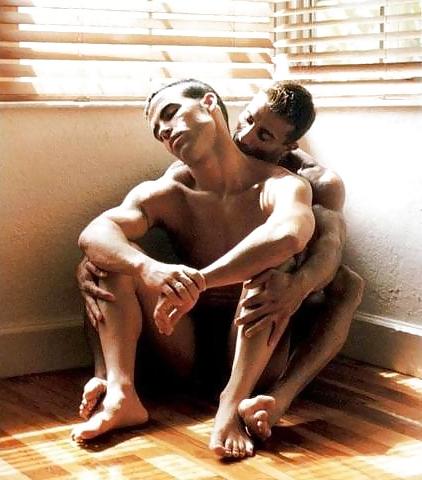 25P Gay Friends And Lovers