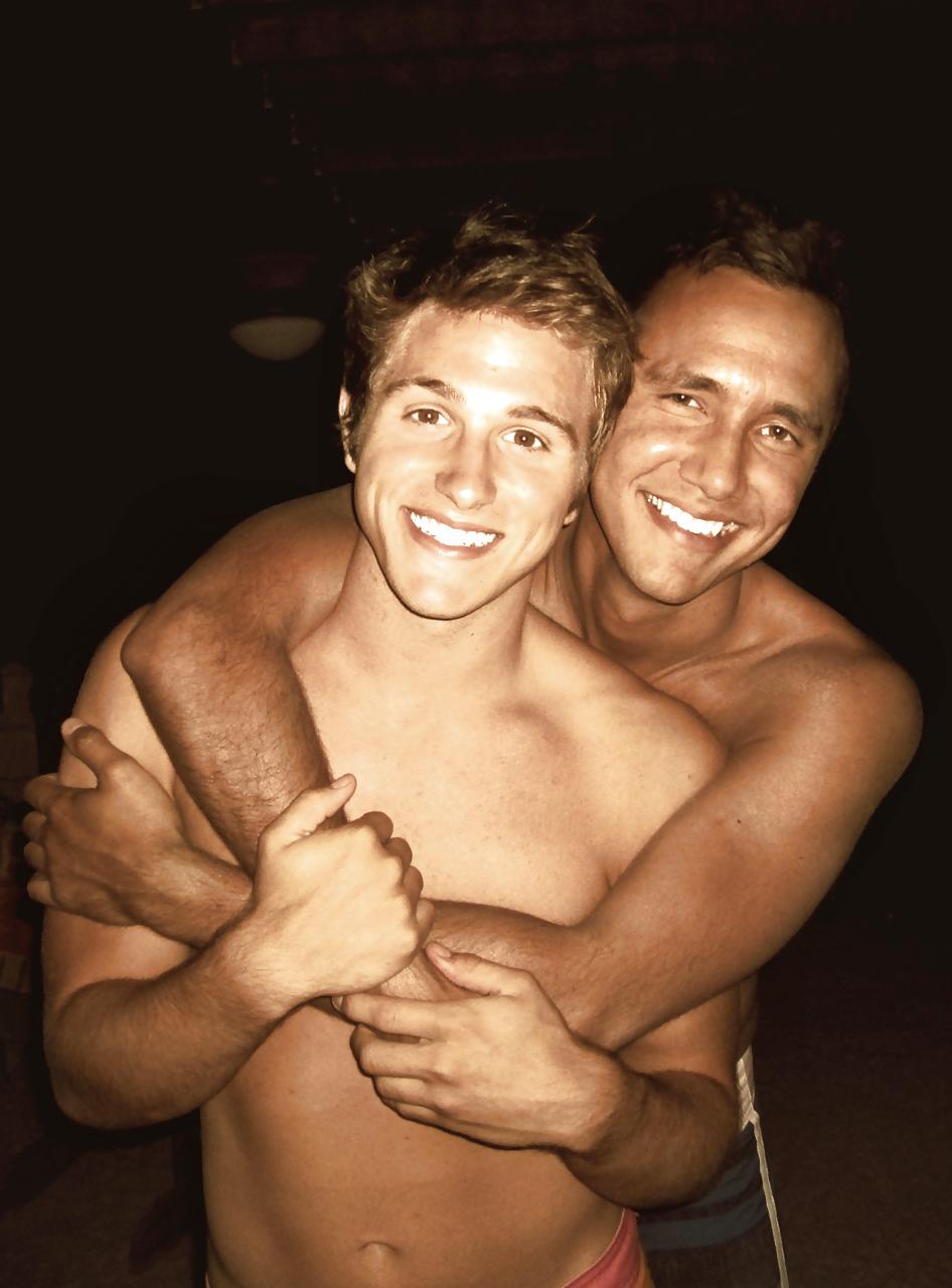 25P Gay Friends And Lovers