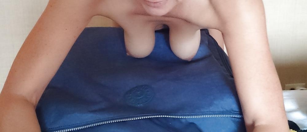 15P My mature GF's saggy tits on vacation