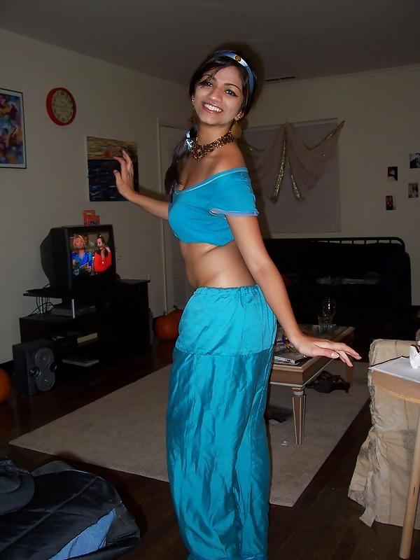 20P Sexy Indian Desi Babes 