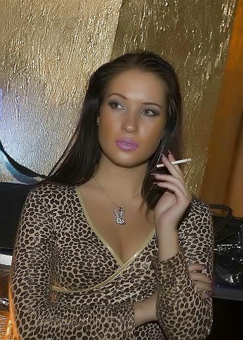 25P Smoking Babes