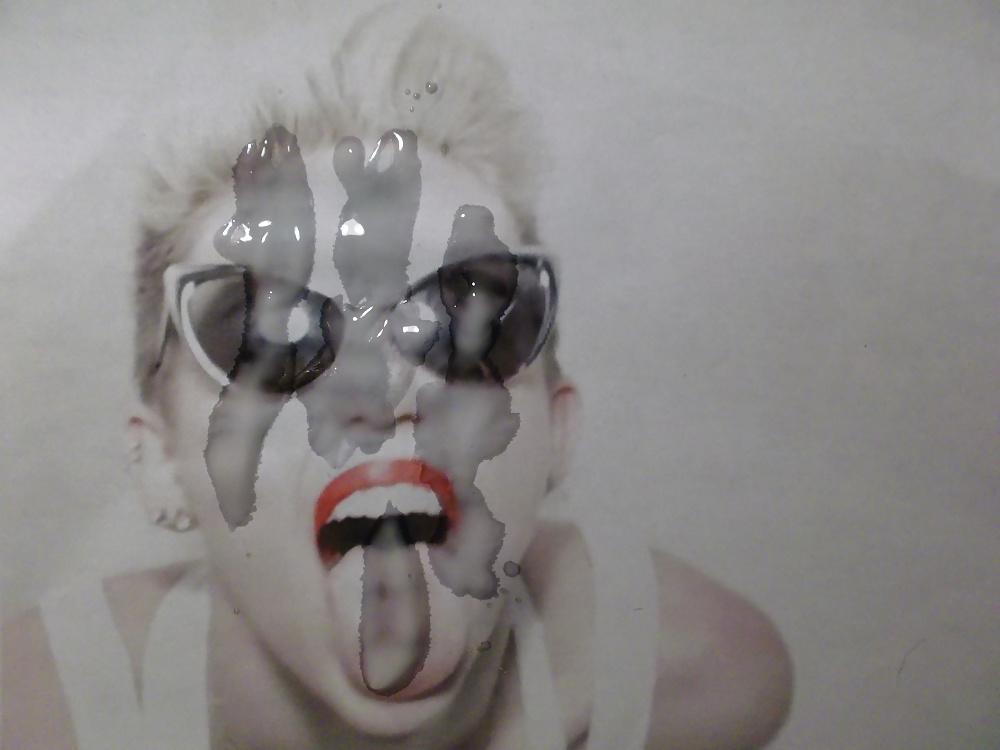 5P Miley Cyrus Massive Jizzbomb Tribs