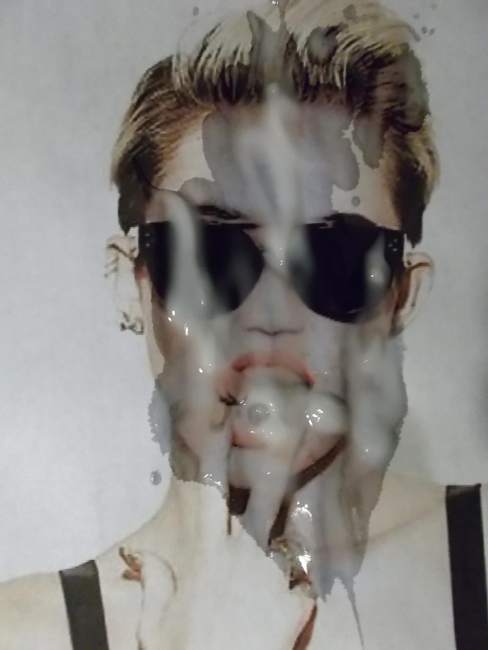 5P Miley Cyrus Massive Jizzbomb Tribs