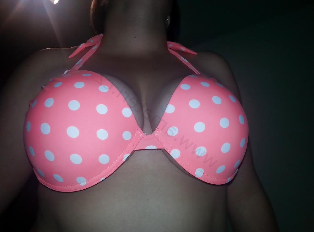 12P Big Beautiful Women with BIG BOOBS