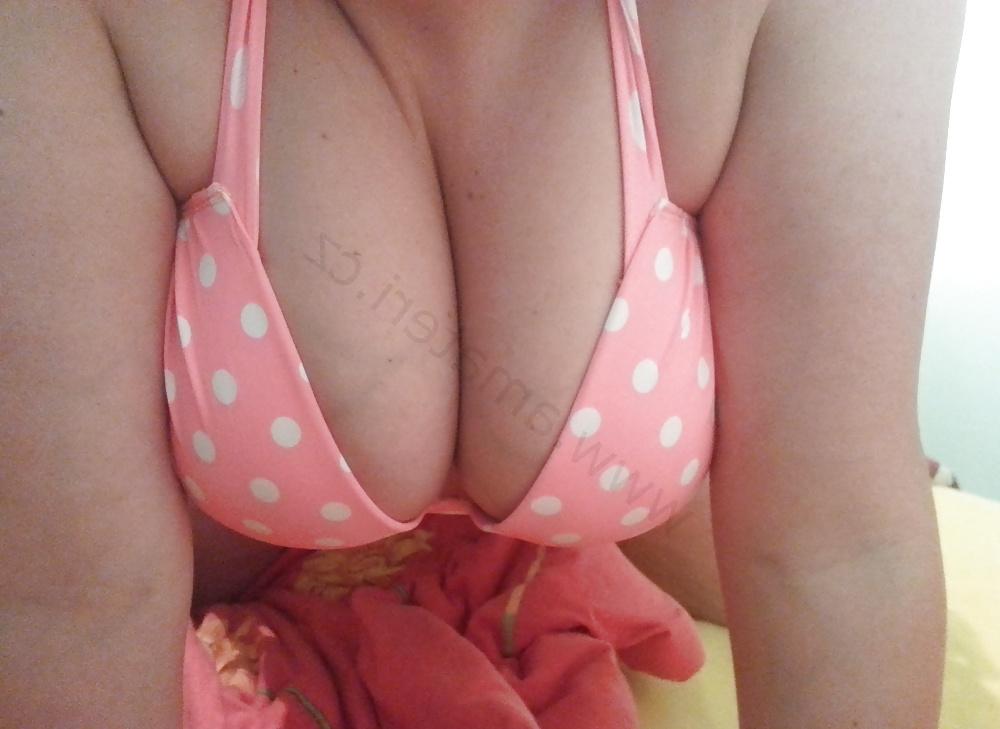12P Big Beautiful Women with BIG BOOBS