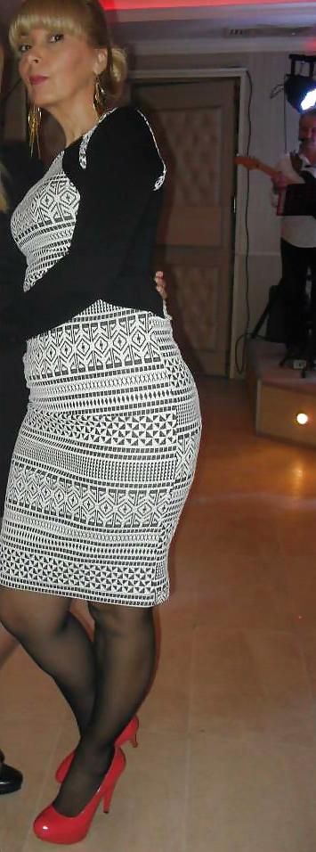 25P Serbian MILF Ivana R.