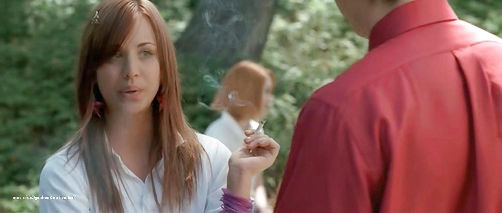 25P Kaley Coucco Smoking