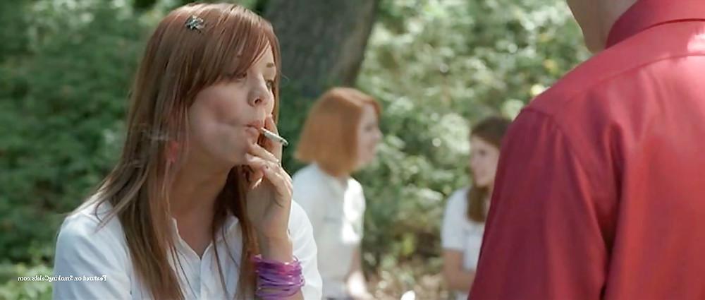 25P Kaley Coucco Smoking