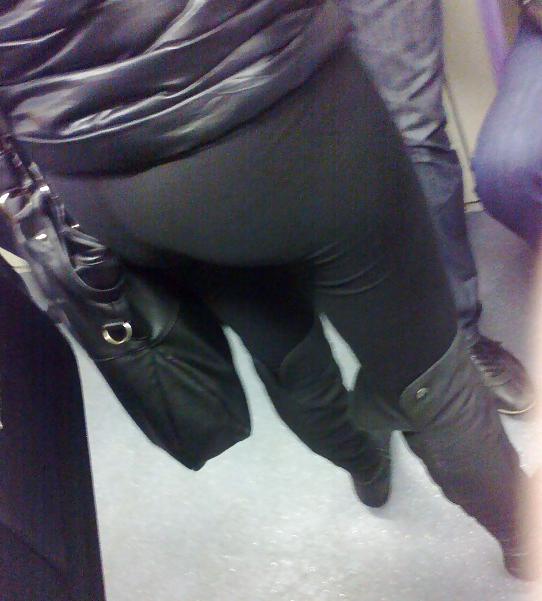 25P Street greasy ASS amateur voyeur 3