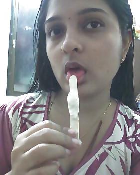 25P INDIAN HOT GIRLS-MANGLA BHABHI