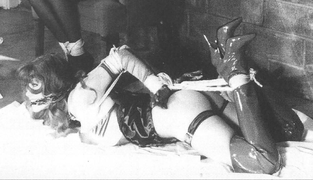 22P Darla Crane - Classic Bondage - Spellbinder #1