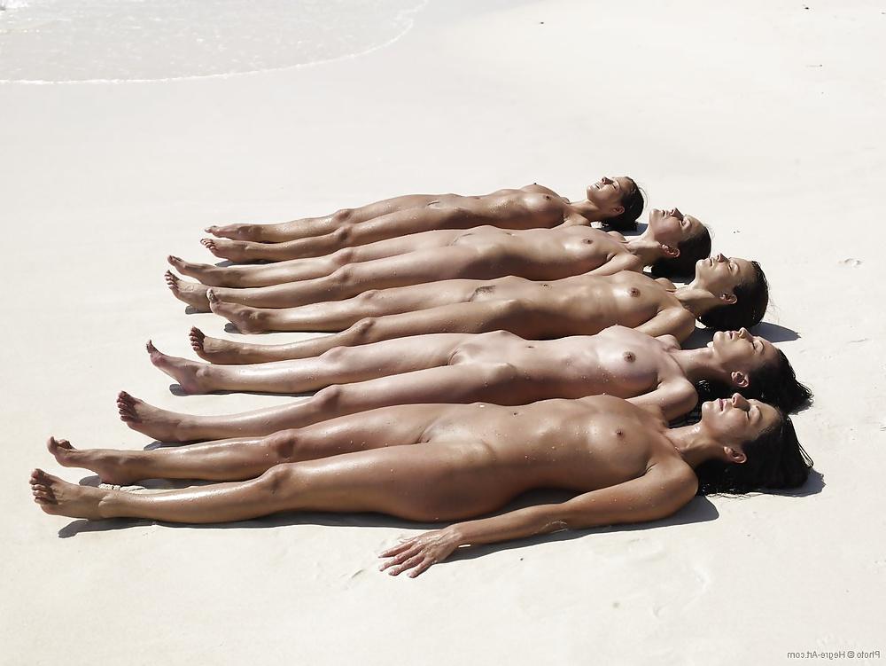 25P Stranded babes