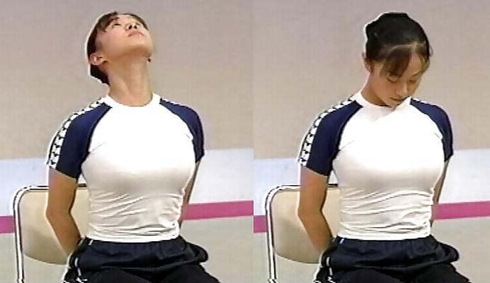 20P Japanese Girl Boobs 09