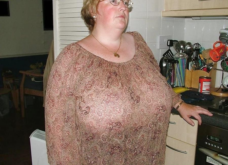 16P Big Natural Silicone-free Boobs! (Chunky Granny)