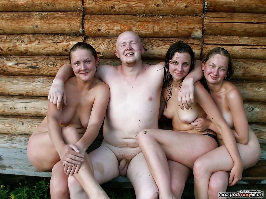 25P Collection of nude beach babes