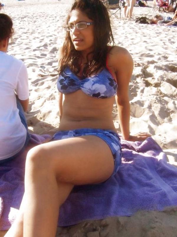 25P Hot Indian Desi Babes 