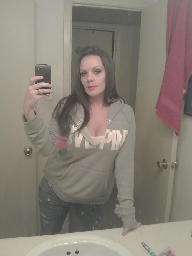 25P American milf: Suzanne