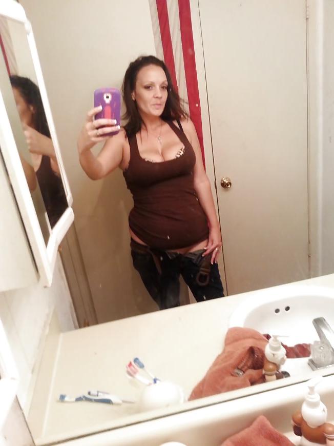 25P American milf: Suzanne
