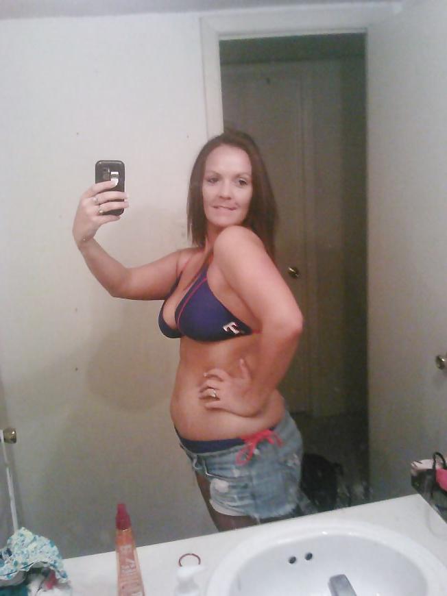 25P American milf: Suzanne