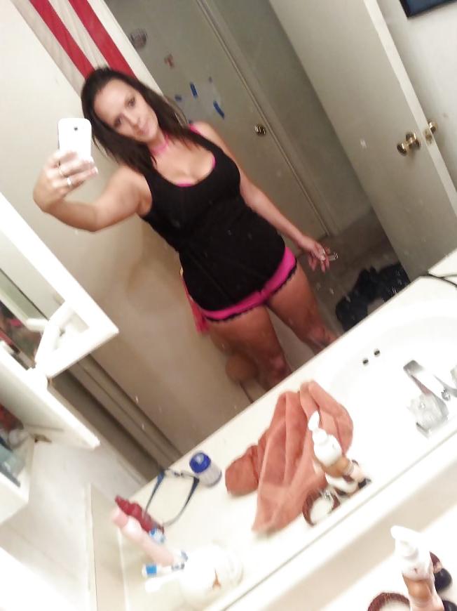 25P American milf: Suzanne