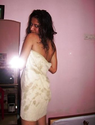 20P Random Indian Girls