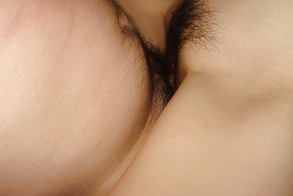24P Chinese Threesome With 2 Chicks & Sex Toys