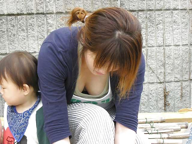 20P Japanese Girl Boobs 12