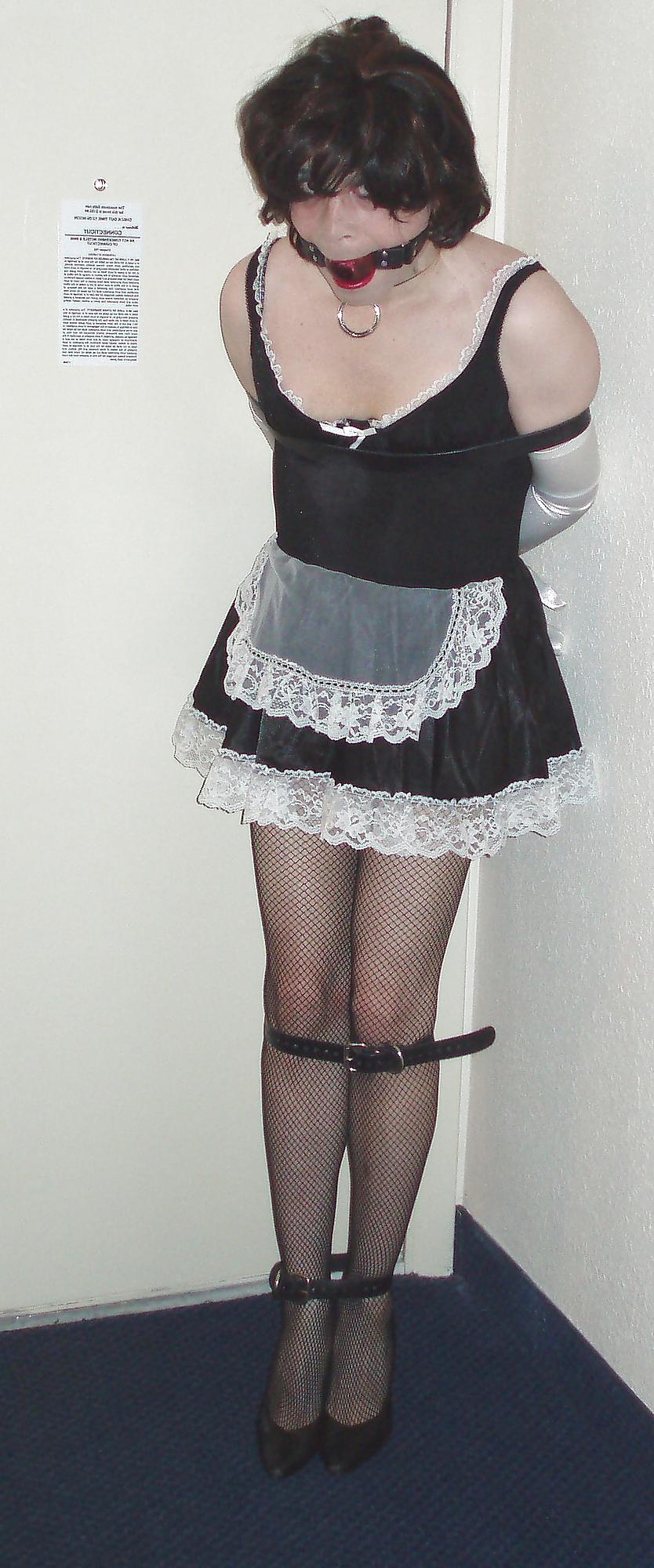 22P Sissy in bondage