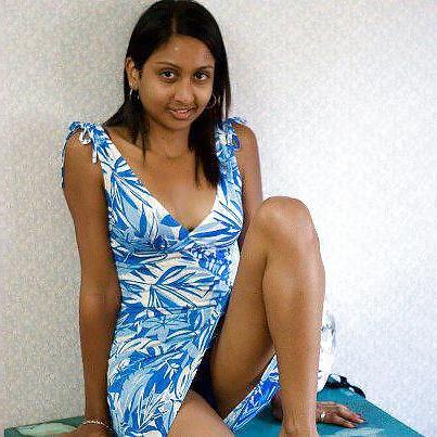 25P Sexy Indian Women