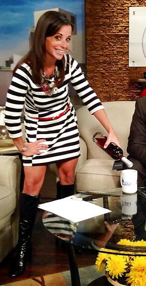 25P Northcoast Weather MILF Hollie in Boots