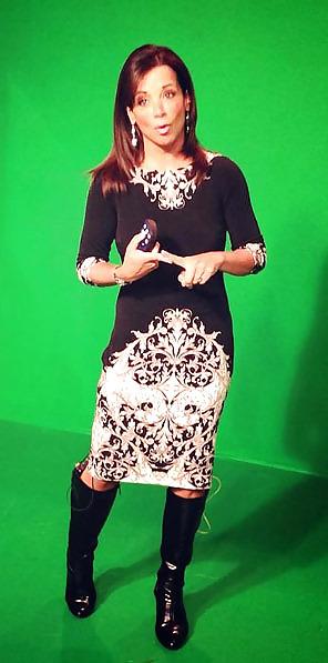 25P Northcoast Weather MILF Hollie in Boots