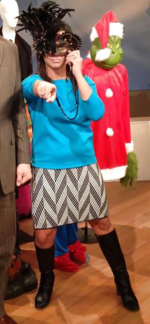 25P Northcoast Weather MILF Hollie in Boots