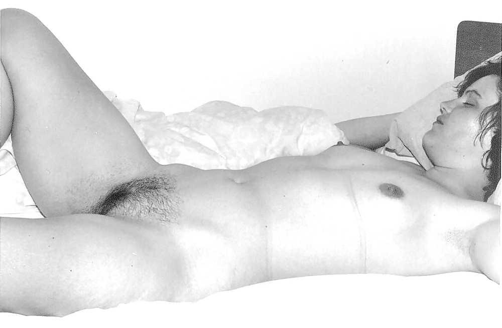 25P Nude and Masturbating with candles