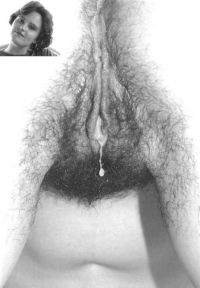 25P Nude and Masturbating with candles