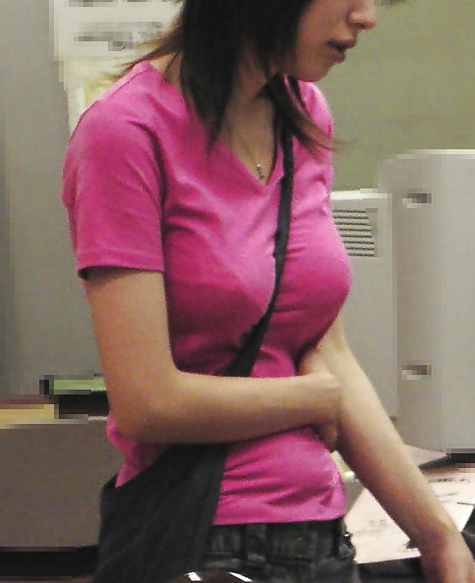 20P Japanese Girl Boobs 14