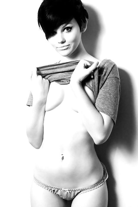 20P The world of beautiful teens and babes 2